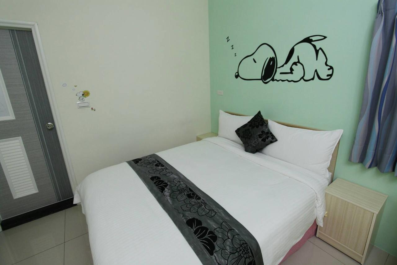Vitality House Bed & Breakfast Luodong Bagian luar foto