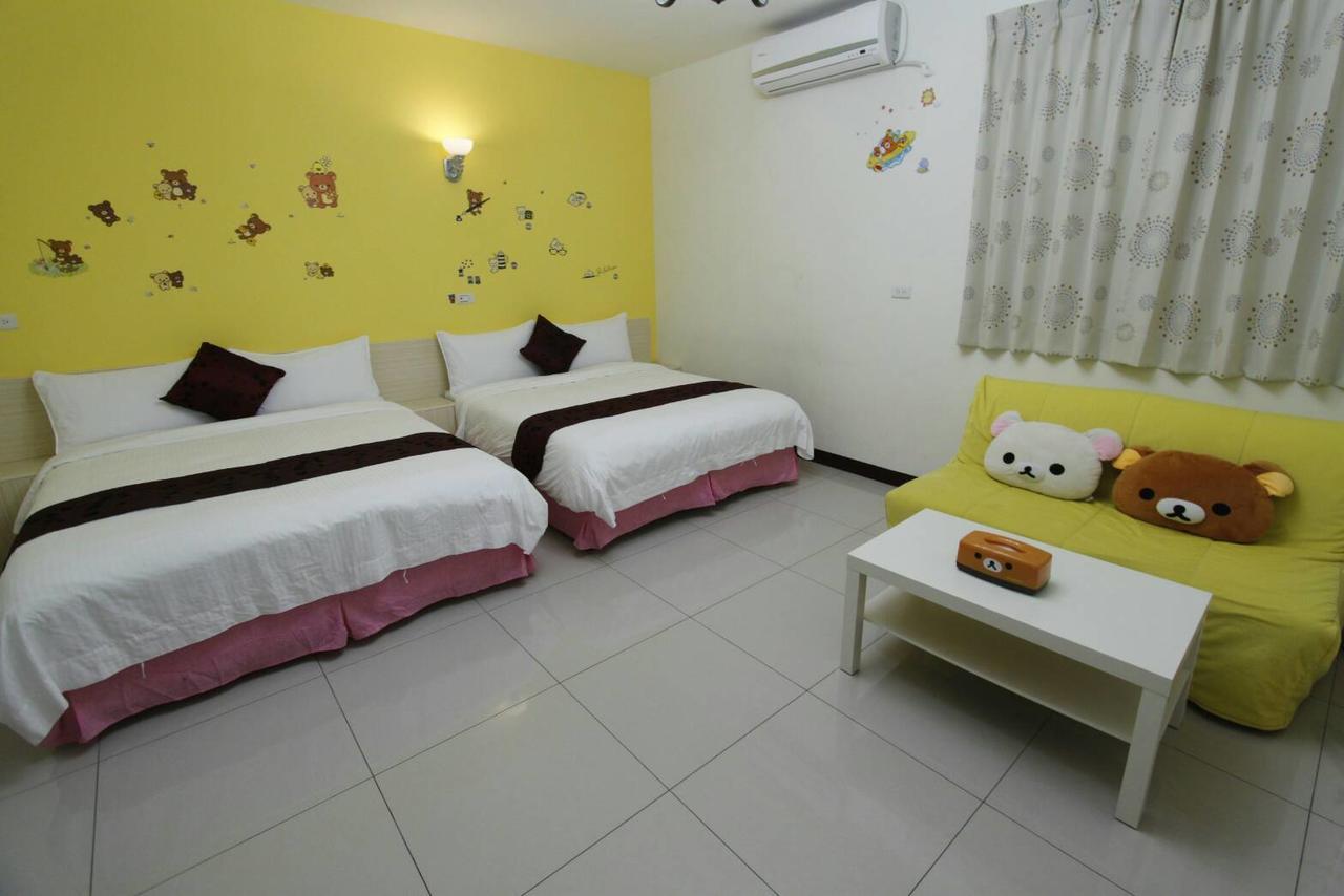 Vitality House Bed & Breakfast Luodong Bagian luar foto