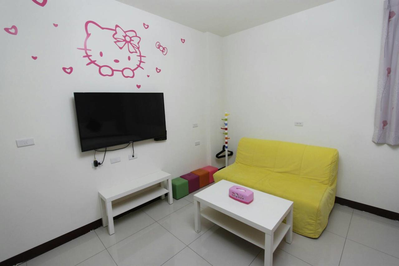 Vitality House Bed & Breakfast Luodong Bagian luar foto