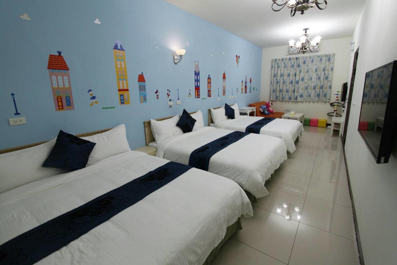 Vitality House Bed & Breakfast Luodong Bagian luar foto