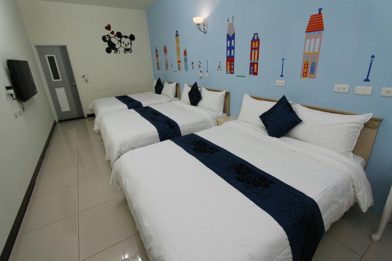 Vitality House Bed & Breakfast Luodong Bagian luar foto