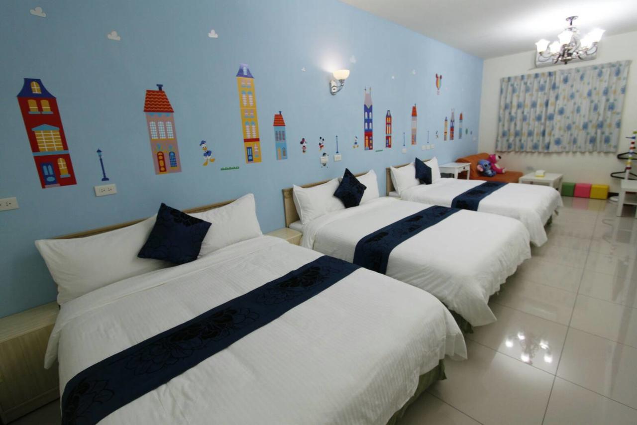 Vitality House Bed & Breakfast Luodong Bagian luar foto